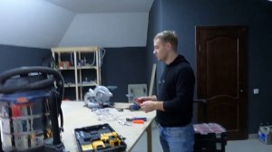 Каким инструментом можно сделать натяжной потолок. Какие материалы необходимы