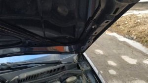 не держится капот в открытом состоянии, замена амортизатора капота golf 4, bora