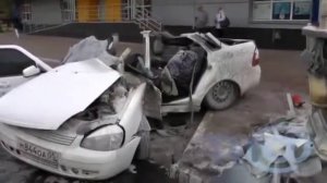 Парень с Махачкалы разбился на приоре в Твери