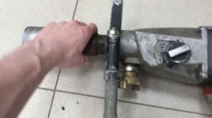 Дрель для алмазного бурения