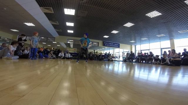 Демьянов Леша vs Никита | VictoryCup 2017 | BreakKids до 10 лет смотреть онлайн