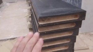 Установка перегородки из деревянных реек.