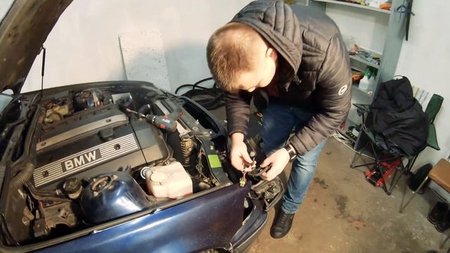BMW E36 - Интересная установка ксенона - Будем ли мы слепить встречных?