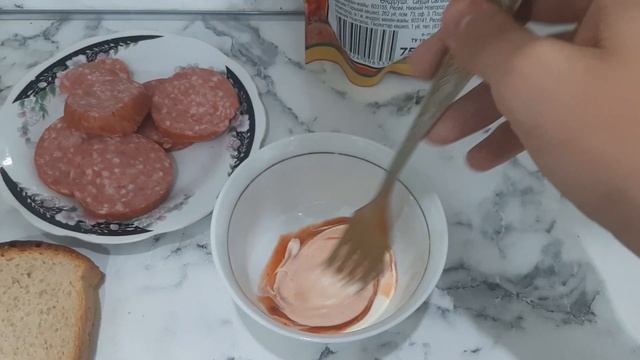 как приготовить очень вкусный бутерброд за 2 минуты в домашних условиях. смотреть онлайн