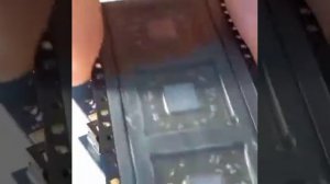 ноутбук Acer 5552g включается, но нет изображения. Замена северного моста.