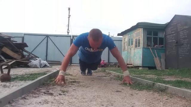 Правильные Отжимания на пальцах -мой вариант добить предплечья смотреть онлайн