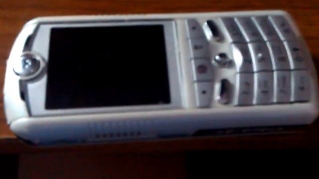 моторола Е398 VS ROKR Е1 на ГРОМКОСТЬ телефоны!!!МЕГА басс...ЗВУК! смотреть онлайн