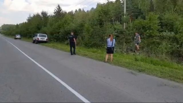 Машины кувыркались. Людей развозили по больницам и моргам... смотреть онлайн