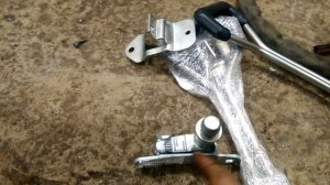 Гаражные ворота с запором от ворот фуры