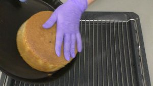 Детский торт на День рождения. БЕЗ МАСТИКИ. Маковый бисквит с персиками. English Subtitles