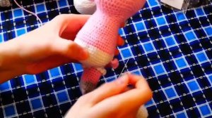 Свинка крючком, 4 часть (утяжка лица и сборка)