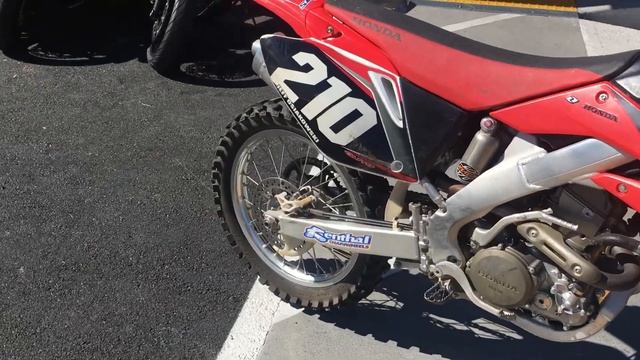 2006 Honda CRF250R ... Low Hour Motocross Bike смотреть онлайн