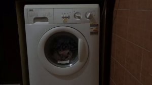 Zanussi Aquacycle 500, Door locking device with delayed opening