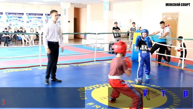 Кикбоксинг дети лайт контакт. Бахмач Даниил (красный) - Утробин Никита (синий) смотреть онлайн