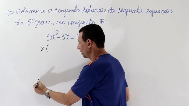 Determine o conjunto solução da equação do segundo grau incompleta 5x² - 3x = 0. Matemática básica смотреть онлайн