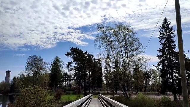 Пешком по городу / Храм / Подвесные мосты / Ткацкая мастерская смотреть онлайн