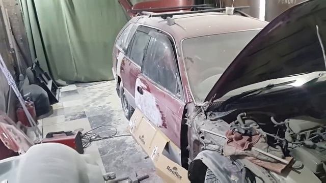 Toyota Corolla AE100  покраска кузова