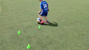 футбол . тренировка в свободное от тренировок время )