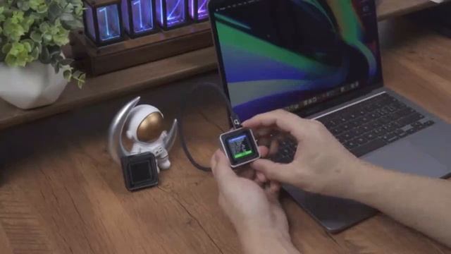 Dockcase Pocket M.2 NVMe Smart SSD Enclosure смотреть онлайн