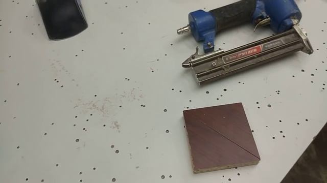 Торцевая разделочная доска из опилок