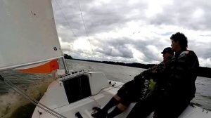 Пико-крейсер Спутник-15 в свежую погоду с генакером