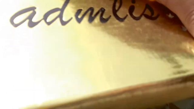 Лесной ежонок-альбинос из Крыма. В ежиной семье пополнение! Еж, ежи, ежик, ежики смотреть онлайн