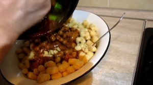 Чудное лакомство - колбаса из кукурузных палочек с ирисом. Быстро. Просто.Любимый рецепт.