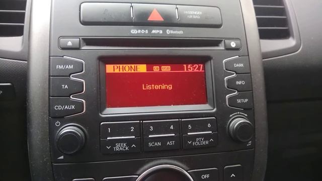 Как сопрягать телефон с магнитолой по bluetooth KIA Soul 2012 (рестайл) смотреть онлайн