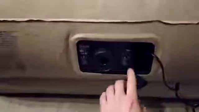 МАТРАС НАДУВНОЙ пластмассовый с подголовником 102*203*38 см со встроенным электронасосом 220-240 Вт смотреть онлайн