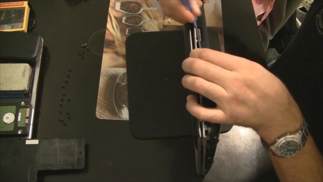 Disassembly Samsung RV513. Разборка Samsung RV513. смотреть онлайн