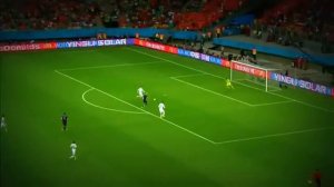 Бубнов разбирает гол  «Роббен отправил Пике и Рамоса в буфет»