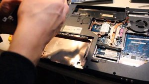 Acer Aspire 7720 SSD, HDD, RAM, & Win 10 Upgrades Install