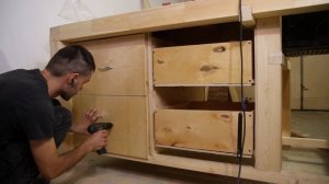 Передвижной верстак на колесиках своими руками