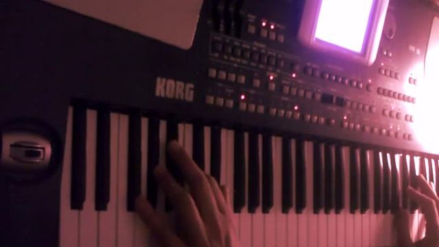 U2-Ordinary Love - KORG PA 500 смотреть онлайн