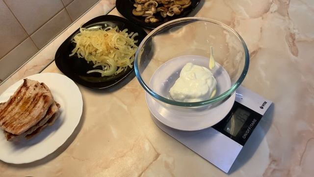 СВИНИНА ПО-ФРАНЦУЗСКИ. Очень мягкая и нежная, буквально тает во рту. Блаженство вкуса.
