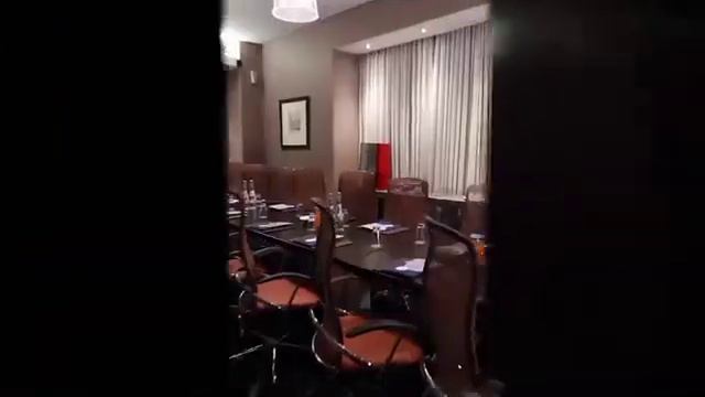 Protea Hotel O.R. Tambo Airport смотреть онлайн