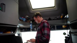 Тяжелая РАБОТА в ЭПИДЕМИЮ в США и КАНАДЕ! Американцы не хотят работать!