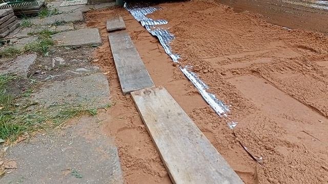 VID 20220826 165259 Утепление отмостки.