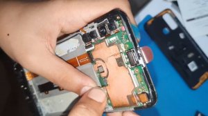 Замена экрана iNfinix Hot 9 Play Cracked LCD Screen Replacement - Desroyed Phone Repair