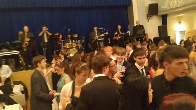 VĚNEČEK 18 11 23 - 08 Samba смотреть онлайн