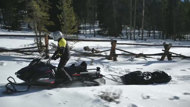 Обзор снегохода Ski-Doo Skandic SWT смотреть онлайн