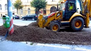 Caterpillar 428F Backhoe Loaders at work (CAT)