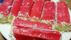 Невероятная закуска из крабовых палочек.