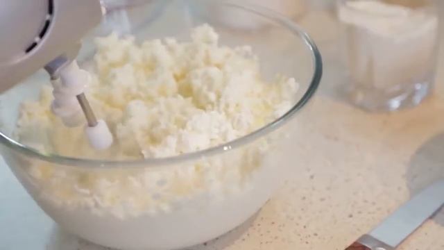 Творожная запеканка с клубникой! смотреть онлайн