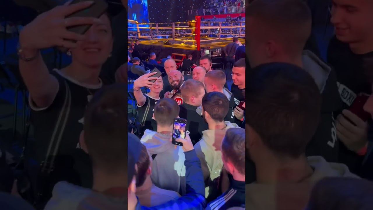 Магу Исмаилова АТАКУЕТ толпа фанатов на турнире RCC Boxing Promotions