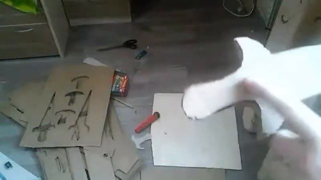 Меч - кинжал из картона. смотреть онлайн