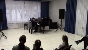 И.С. Бах «Полонез», соль минор из «Нотной тетради А.М. Бах»