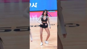 Kim YiSeo Korean Cheerleader Swalla Performance Fancam #asiangirls