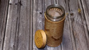 Банка из fix price, декорированная берестой. Своими руками.