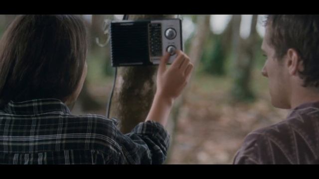 When a Young Surfer Falls in Love with the Nephew of the Country's Most Feared Man смотреть онлайн